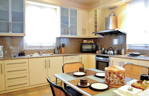 Mystras House | Aesthetic Delight - Stone Villa in Mystras