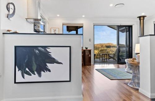 Ravensbourne Ski Chalet | Affinity Luxury Studio with Spa and Amazing Views