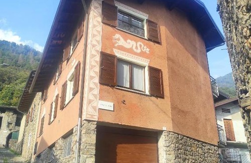Ponte in Valtellina House | Affittacamere Al Vicolo