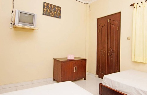 Downtown Kuta House | Affordable Guest House in the Heart of Poppies Lane, Legian (SGRSDH)