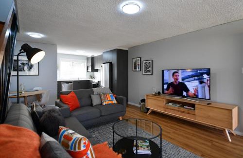 Kooringal Apartment | Affordable Quality - Kooringal, Wagga