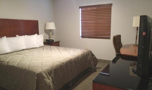 Portage Hotel | Affordable Suites of America Portage