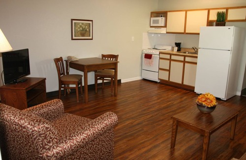 South Salisbury Hotel | Affordable Suites Salisbury