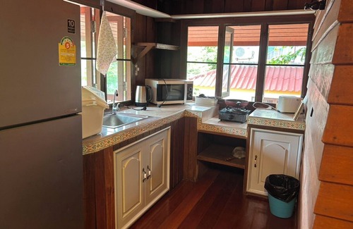 Thong Krut Villa | Aforetime Village in Samui