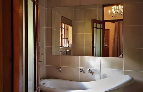 Polokwane House | African Roots Guest House