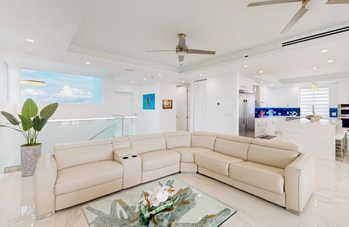 Sexton Cove Estates House | Afternoon Delight