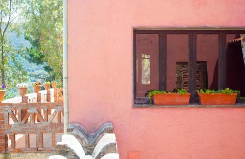 Ficarra House | Agriturismo Fattoria di Grenne