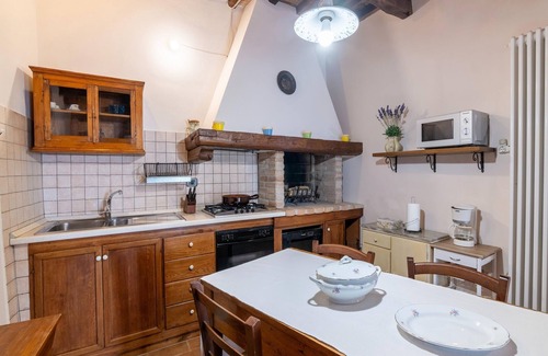 Furlo House | Agriturismo Furlo with Saltwater Pool