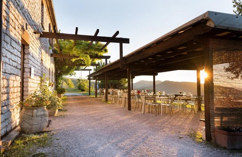Isola del Piano House | Agriturismo Girolomoni - Locanda