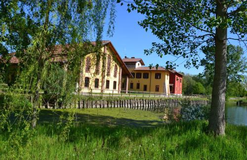 Robecchetto con Induno Hotel | Agriturismo La Galizia