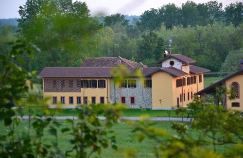 Robecchetto con Induno Hotel | Agriturismo La Galizia