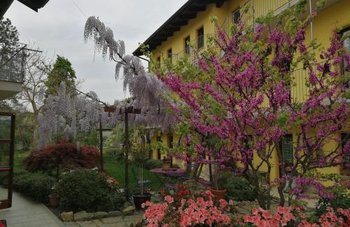 Roppolo House | Agriturismo Tra Serra E Lago