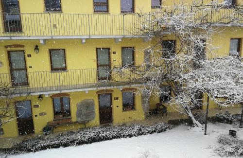 Roppolo House | Agriturismo Tra Serra E Lago