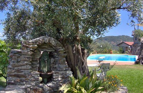 Nocera Terinese Bed & Breakfast | AGRITURISMO VOTA, RELAXATION OASIS, POOL, FAMILY HOLIDAY, CALABRIAN CUISINE