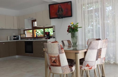 Niculitel House | Agropensiunea Olteanu