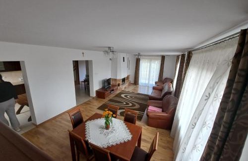 gmina Jozefow House | Agroturystyka Pod Płaczącym Kamieniem