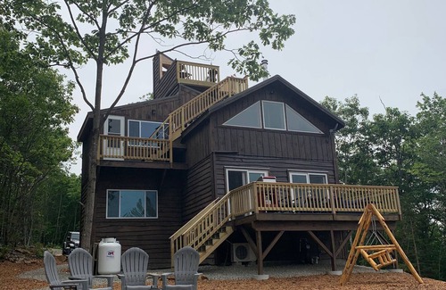 New Sharon House | AhKatyAh Cabin, An Oasis of Peace in the Woods