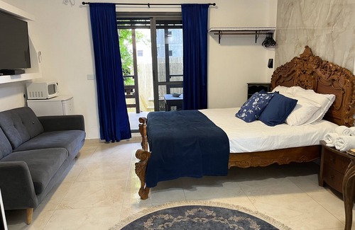 Hadera Bed & Breakfast | Ahuzat Shaul Seaside Suite Number 2