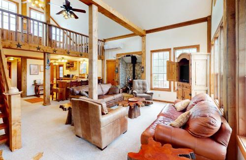 Groesbeck House | Aim Ranch