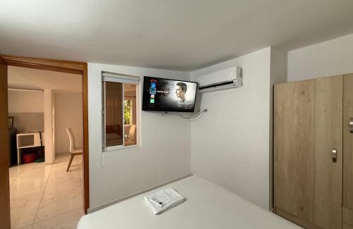 Floridablanca Apartment | Air-conditioned apartment 201