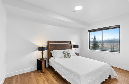 Juneau Apartment | Airport Access with Stunning View A203