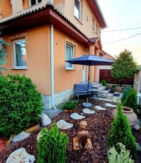 Vecses House | Airport Luxury Apartman 42