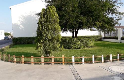Apodaca Apartment | AIRPORT SHORT & LONG TERM EXPRESS ALMERIA x
