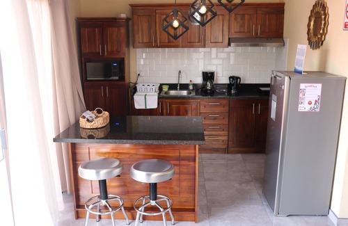 Cacique Apartment | Airport SJO Residence 2 Edward & Familia