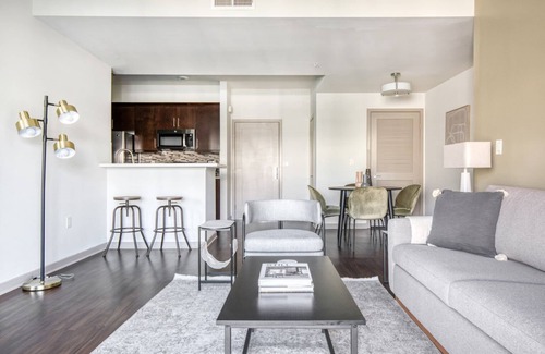 NoHo Arts District Apartment | Airy North Hollywood 2BR w/Gym & Pool, nr Westfield Mall, by Blueground