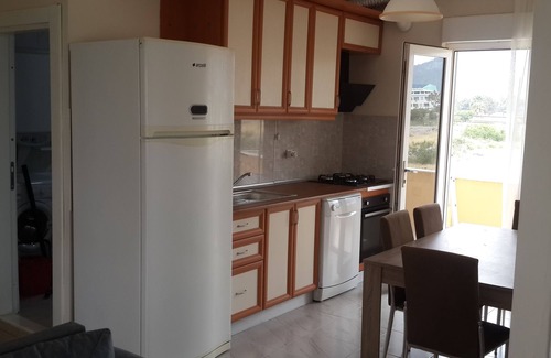Camyuva Villa | Akdenizevleri for rent villa 10 person.