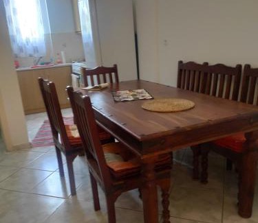Paralia Porovitsis House | Akrata Maisonette