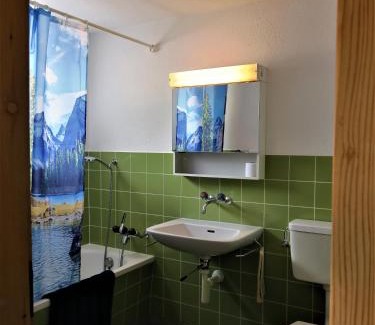 Glarus Sued Hostel | Aktivhostel HängeMatt