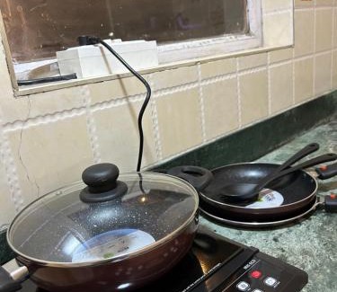 Toli Chowki Apartment | AL Amoodi Penthouse/Apartment.