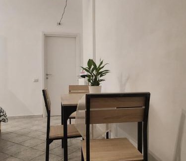 Robecchetto con Induno Apartment | Al civico 10