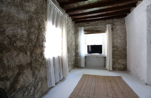 Alacati House | Alaçatı - Historical Greek Stone House