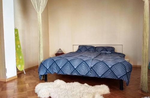 Dniprovs'kyi District Apartment | Alabama Mama