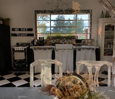 Roldan House | Alas