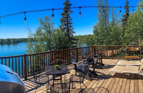 Meadow Lakes House | Alaska Adventure Awaits: Charming Lakeside Living