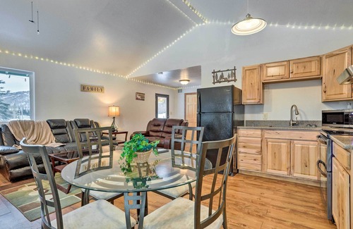 Sutton Cottage | Alaskan Retreat Near Matanuska Glacier & River!
