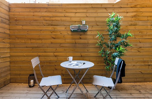Saint-Roch - Badouillere - Chavanelle Apartment | Alba - 60'S USA patio tram