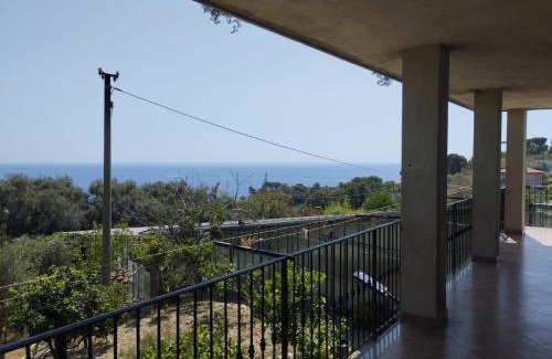 Pantai Apartment | Alba Dorata