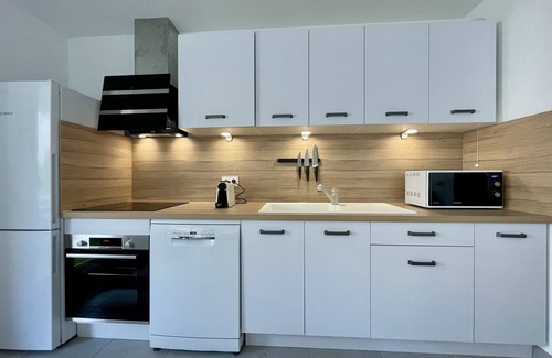Laxou Apartment | Alba: "Elegance & Comfort": Apartment with Terrace near the Thermal Centre