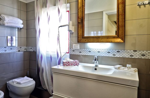 Pomezia Hotel | Albergo Al Castello