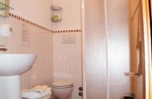 Varese Ligure Hotel | Albergo Amici