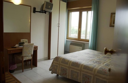 Bettola Hotel | Albergo Ristorante Alla Bettola