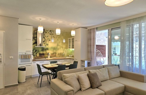 Ishem Apartment | ALD290 - Michal San Pietro Lalez
