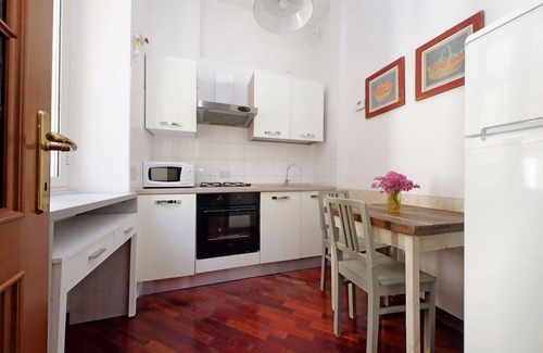 Esquilino Apartment | Aleardo Aleardi, 1 Bd Apartment With Balcony By Halldis