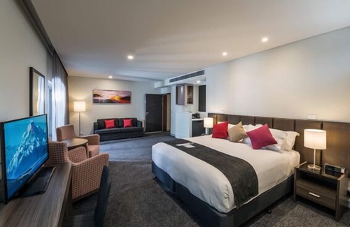 Alexandra Hills Hotel | Alexandra Hills Hotel Suites