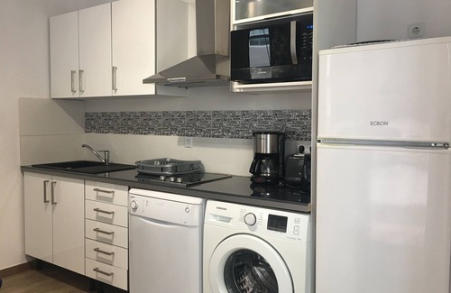 Alicante City Centre Apartment | Alicante center, beach and lively area Wifi Air-conditioning