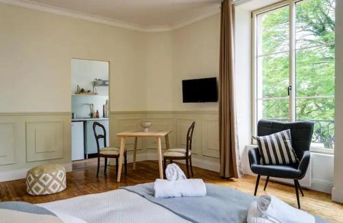 Mont-sous-Vaudrey House | Alice Wilson